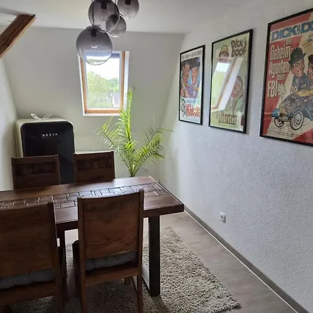 Neu! Ueber Den Daechern Von * Mucheln